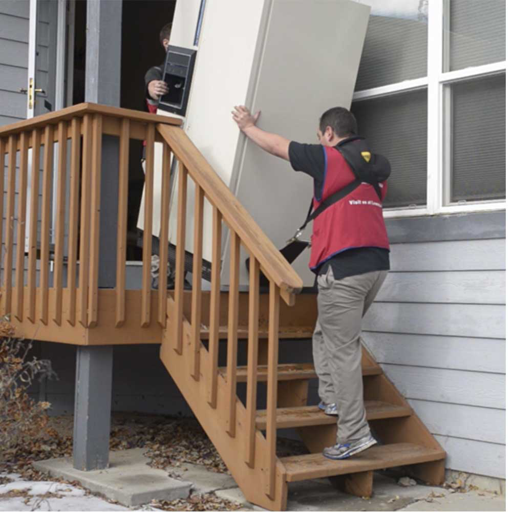 Shoulder Dolly HandyLifter draagriem met haak en handvat voor eenvoudig tillen. Verplaatsen, liften, dragen en beveiligen van dozen, bagage, boodschappen en zware voorwerpen veilig en efficiënt, zwart