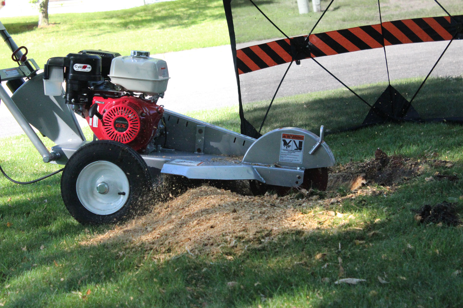 Dosko Stump Grinder | Walk-Behind | Honda GX390 | 337-13HC @ Great