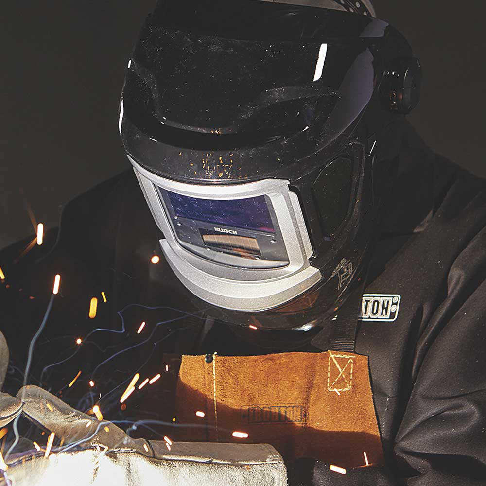 Klutch MonsterView 1500 Flip-Up Auto-Darkening Welding