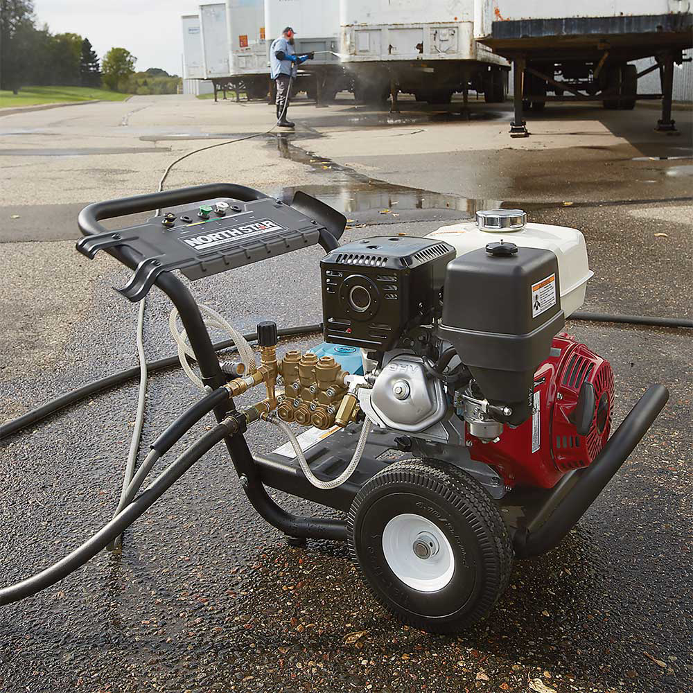 NorthStar Pressure Washer | Cold Water | 4200 PSI | 3.5 GPM