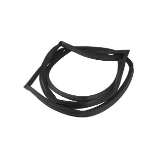 Picture of K&M Mfg Window Seal for Case IH 71-72-89 Series Magnum Tractors | RH | Black Rubber